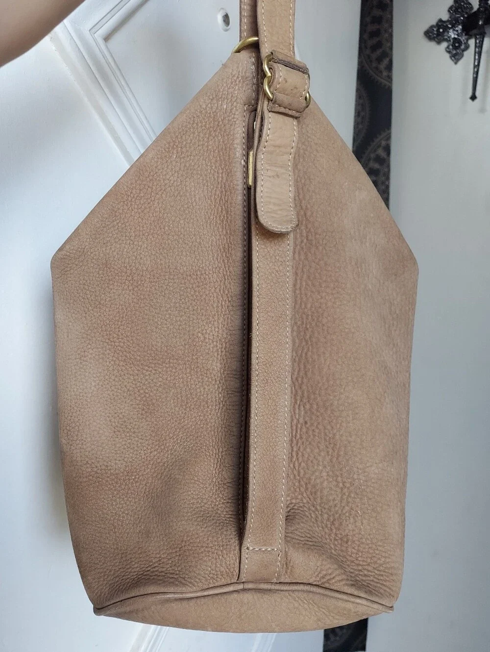 Vintage Coach Sonoma Collection Nubuc Sand Flat Pack Sling 4944⌛️